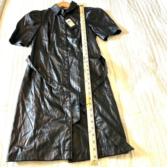 DKNY Short Puff Sleeve Faux Leather Button Down Dress. Size 4. - Picture 11 of 16